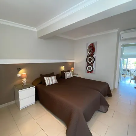 Ocean View Flores I